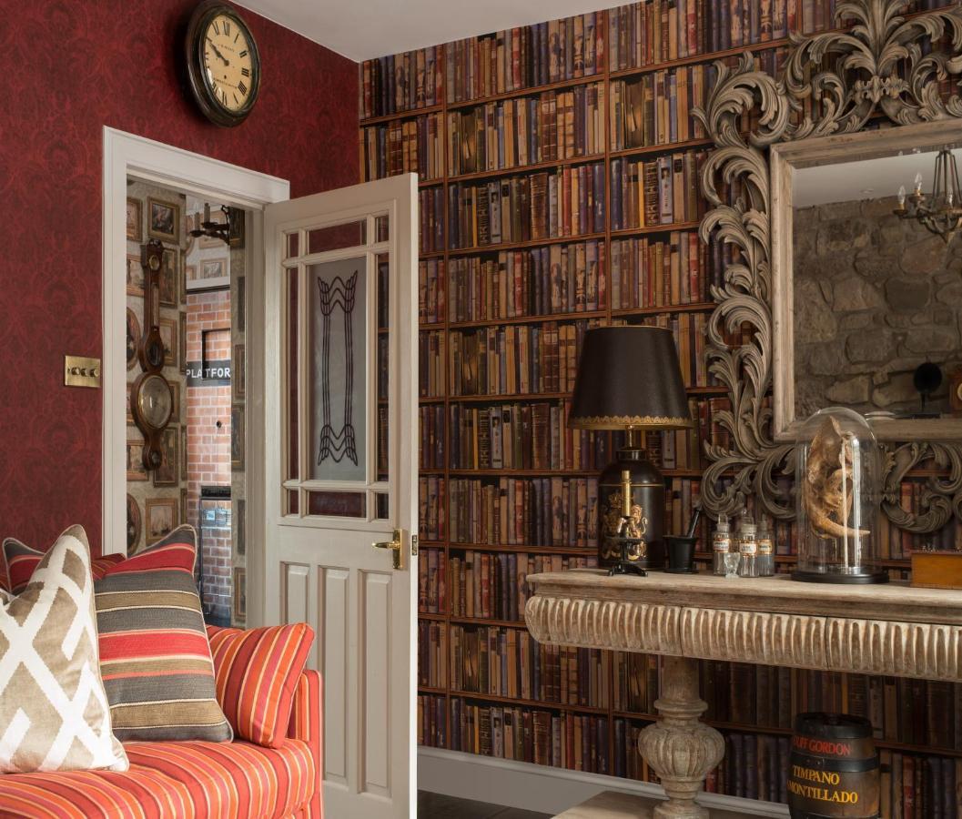 Canongate Luxury Homestay Edinburgh Buitenkant foto