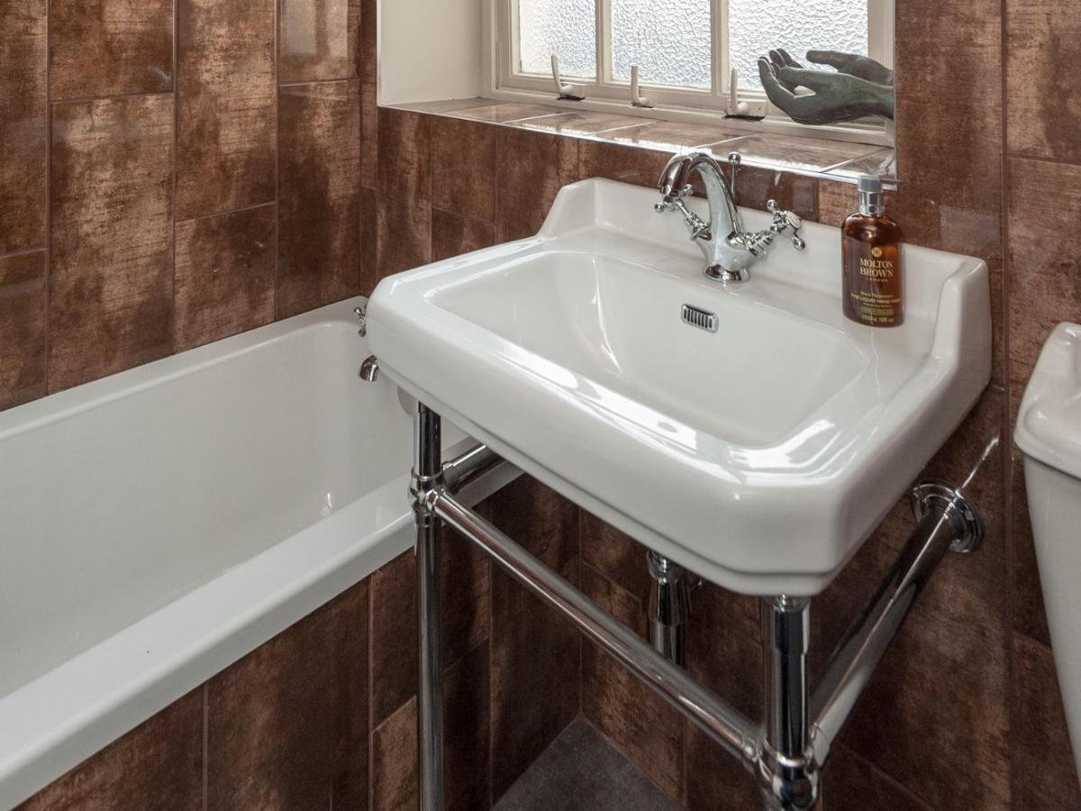 Canongate Luxury Homestay Edinburgh Buitenkant foto