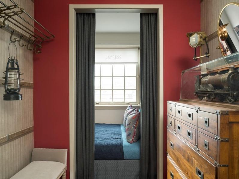 Canongate Luxury Homestay Edinburgh Buitenkant foto